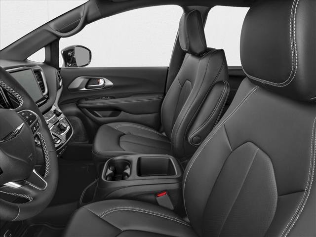 New 2026 Chrysler Voyager LX image 6