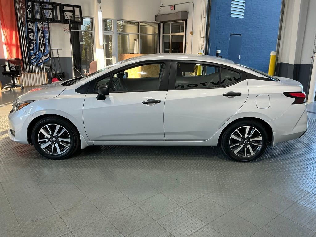 Used 2025 Nissan Versa S w/ S Plus Package FWD image 17