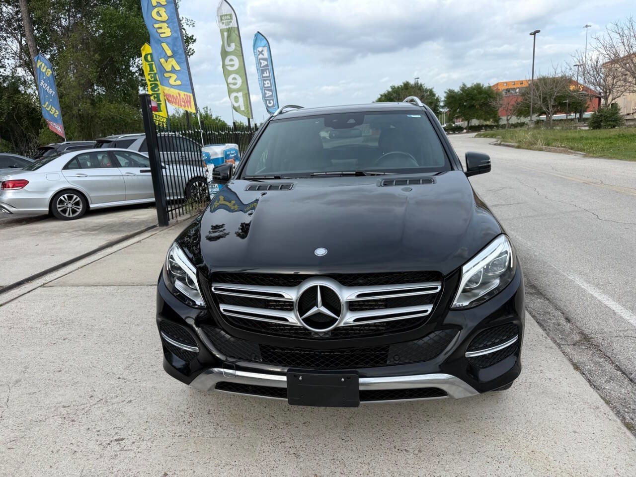 Used 2016 Mercedes-Benz GLE 300d 4MATIC image 3