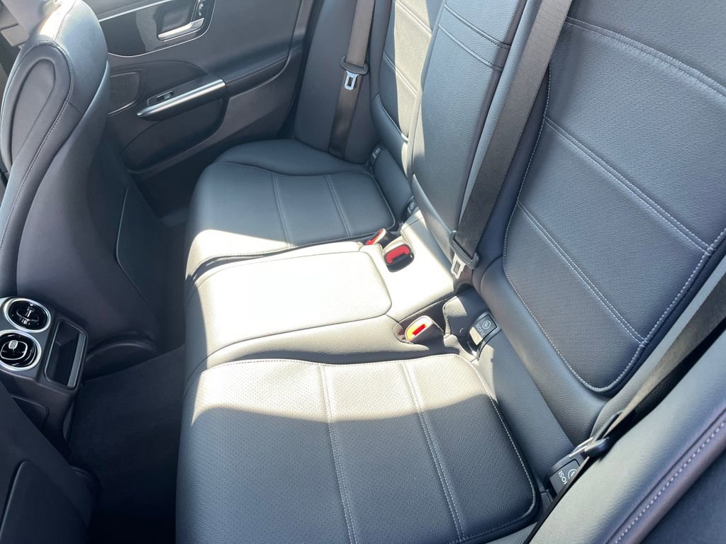 Certified 2023 Mercedes-Benz C 300 4MATIC Sedan w/ Exclusive Trim Package image 13