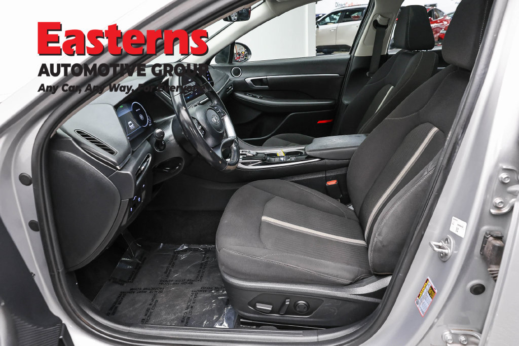 Used 2023 Hyundai Sonata SEL w/ Convenience Package FWD image 15