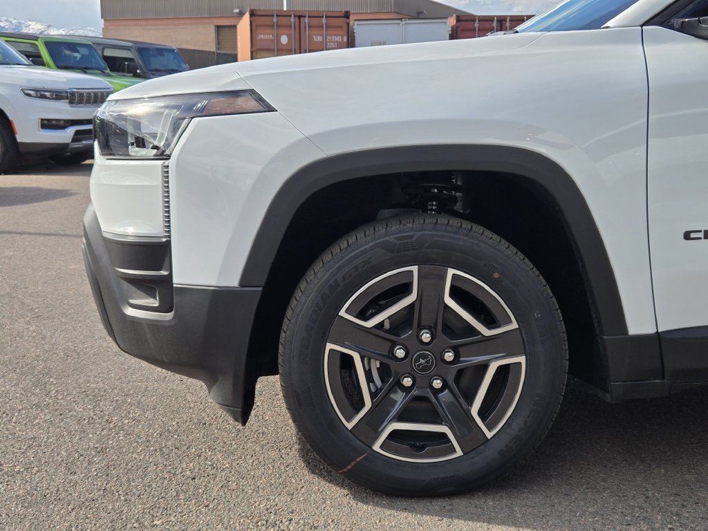 New 2026 Jeep Cherokee Laredo AWD/4WD image 6