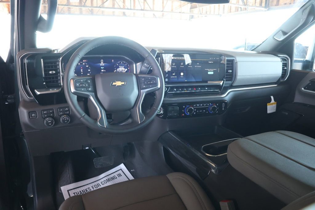 Used 2026 Chevrolet Silverado 3500 LTZ w/ LTZ Plus Package AWD/4WD image 12