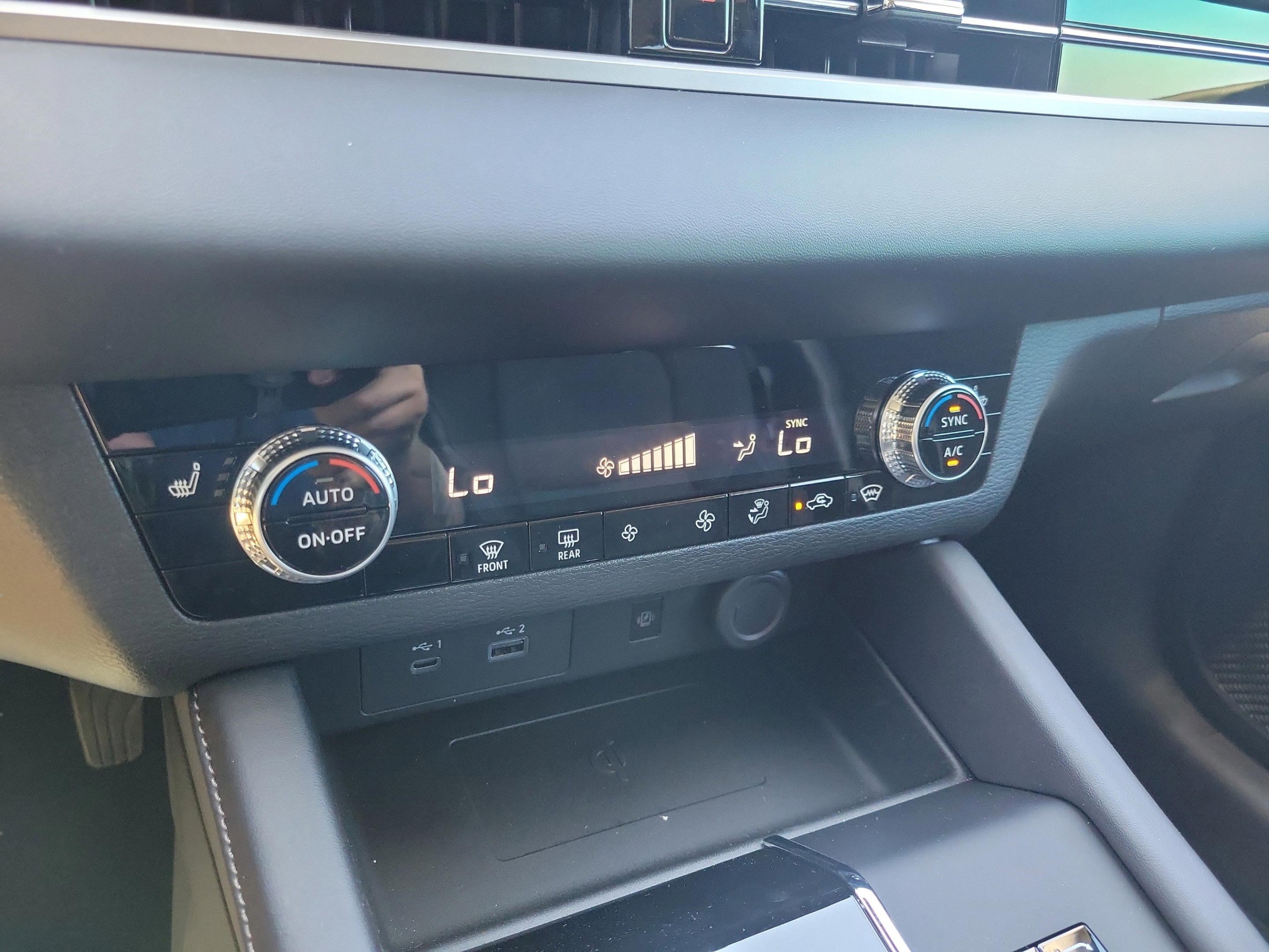 New 2026 Nissan Rogue SL AWD/4WD image 28