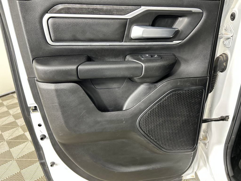 Used 2022 RAM 1500 Big Horn AWD/4WD image 17