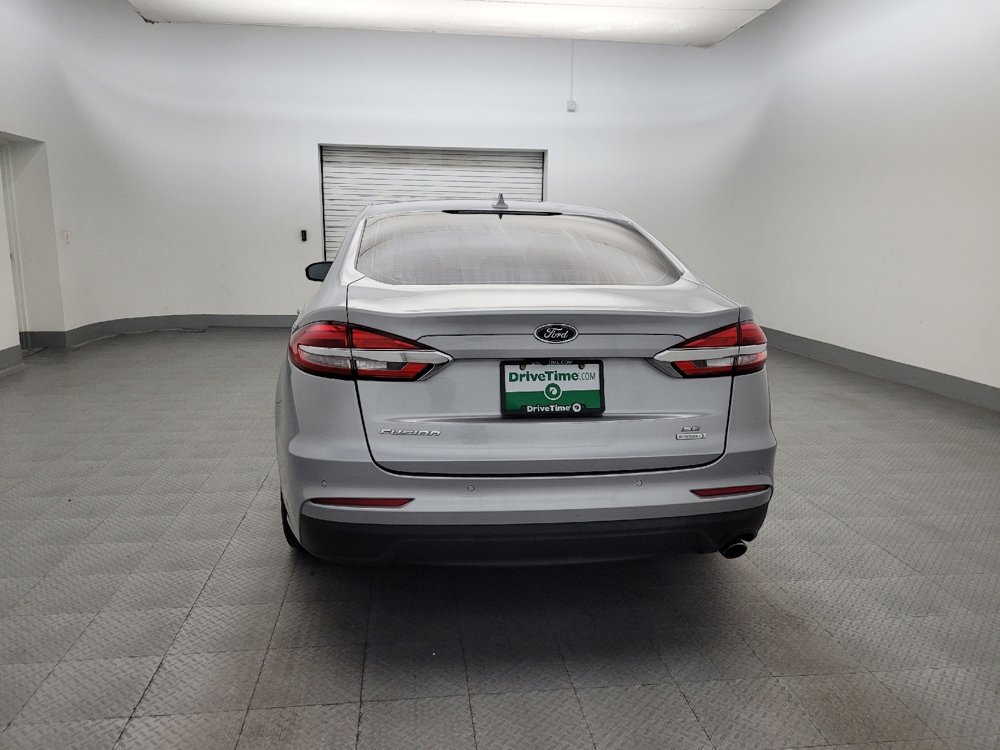 Used 2020 Ford Fusion SE image 6