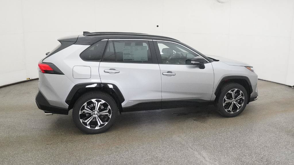 New 2025 Toyota RAV4 XSE w/ Premium Package AWD/4WD image 13