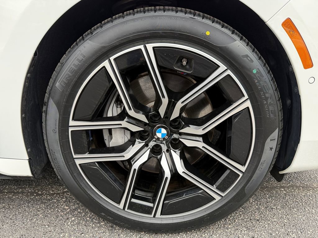 Certified 2025 BMW 740i xDrive image 18