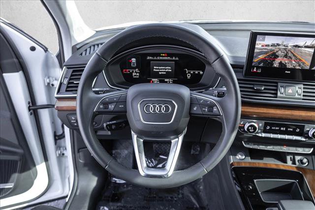 Used 2023 Audi Q5 Premium Plus w/ Premium Plus Package image 13