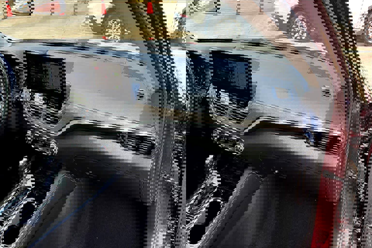 Used 2024 Nissan Altima 2.5 SV w/ SV Premium Package image 19