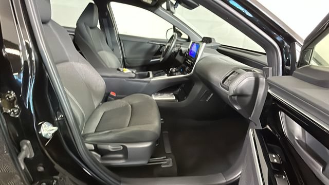 Used 2023 Subaru Solterra AWD image 30