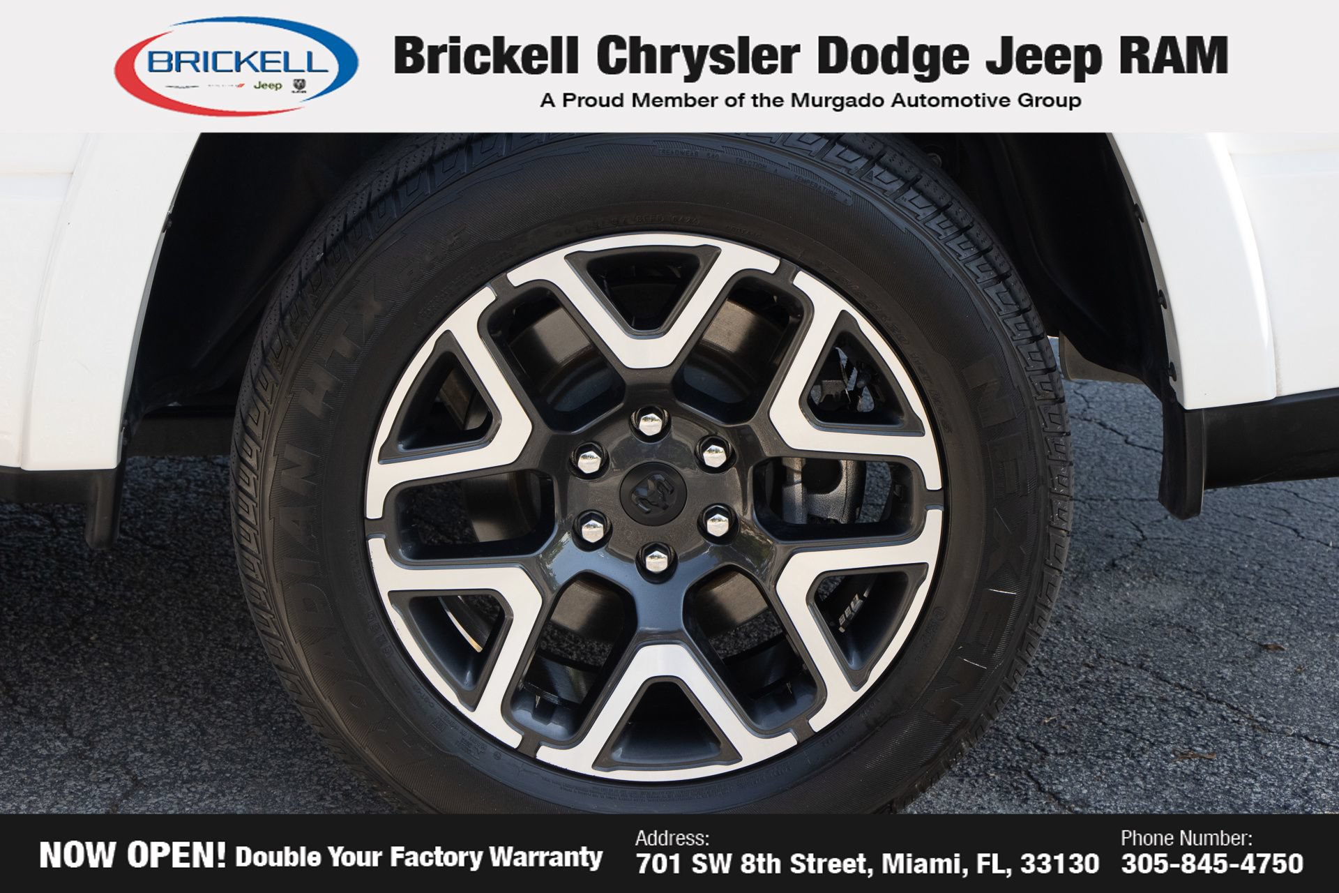 Used 2025 RAM 1500 Laramie AWD/4WD image 38