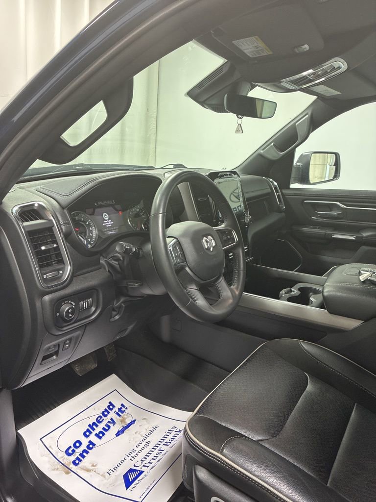Used 2024 RAM 1500 Laramie image 12