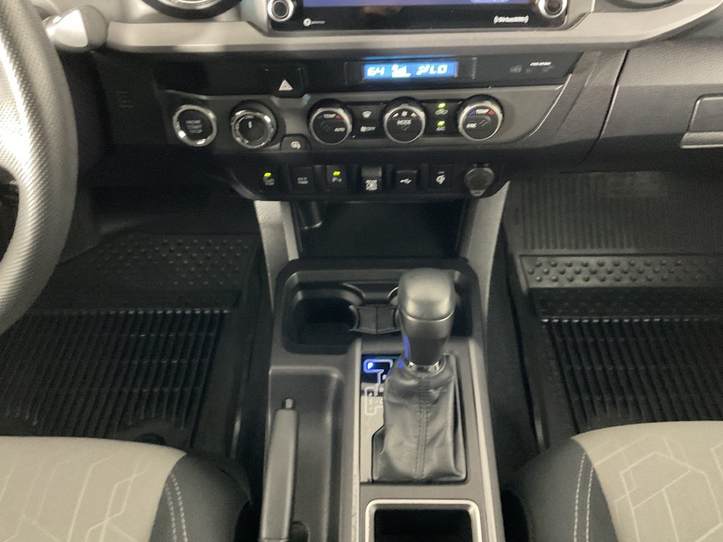 Certified 2022 Toyota Tacoma TRD Sport w/ Technology Package AWD/4WD image 14