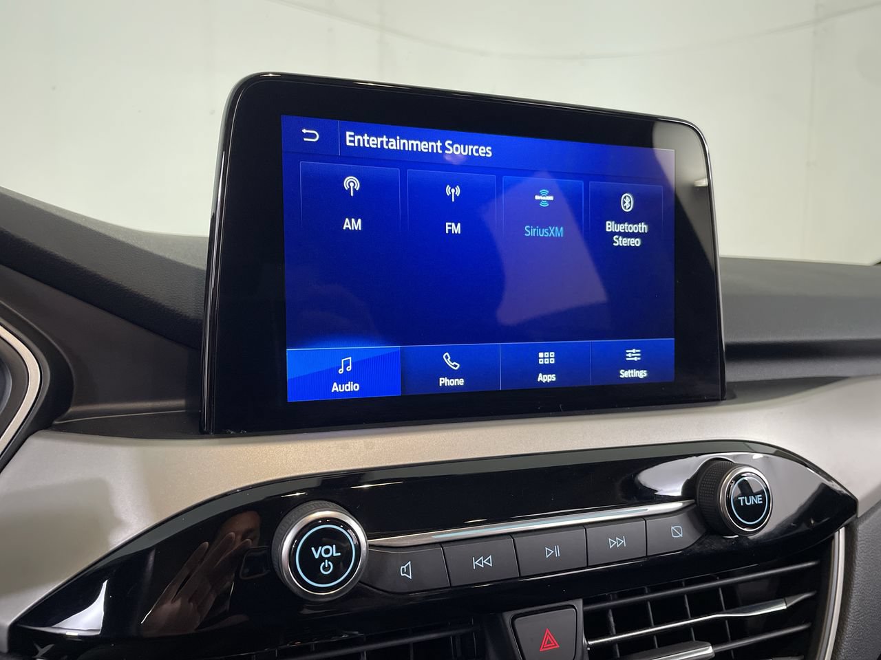 Used 2020 Ford Escape SEL AWD/4WD image 15