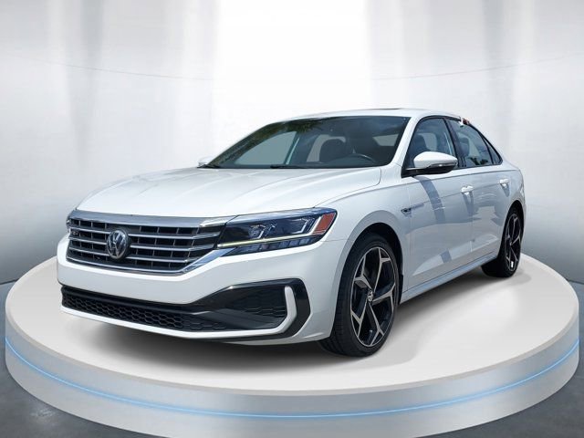 Used 2021 Volkswagen Passat 2.0T R-Line image 2