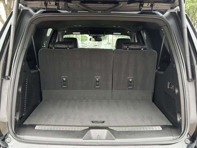 Used 2025 GMC Yukon XL Denali AWD/4WD image 35