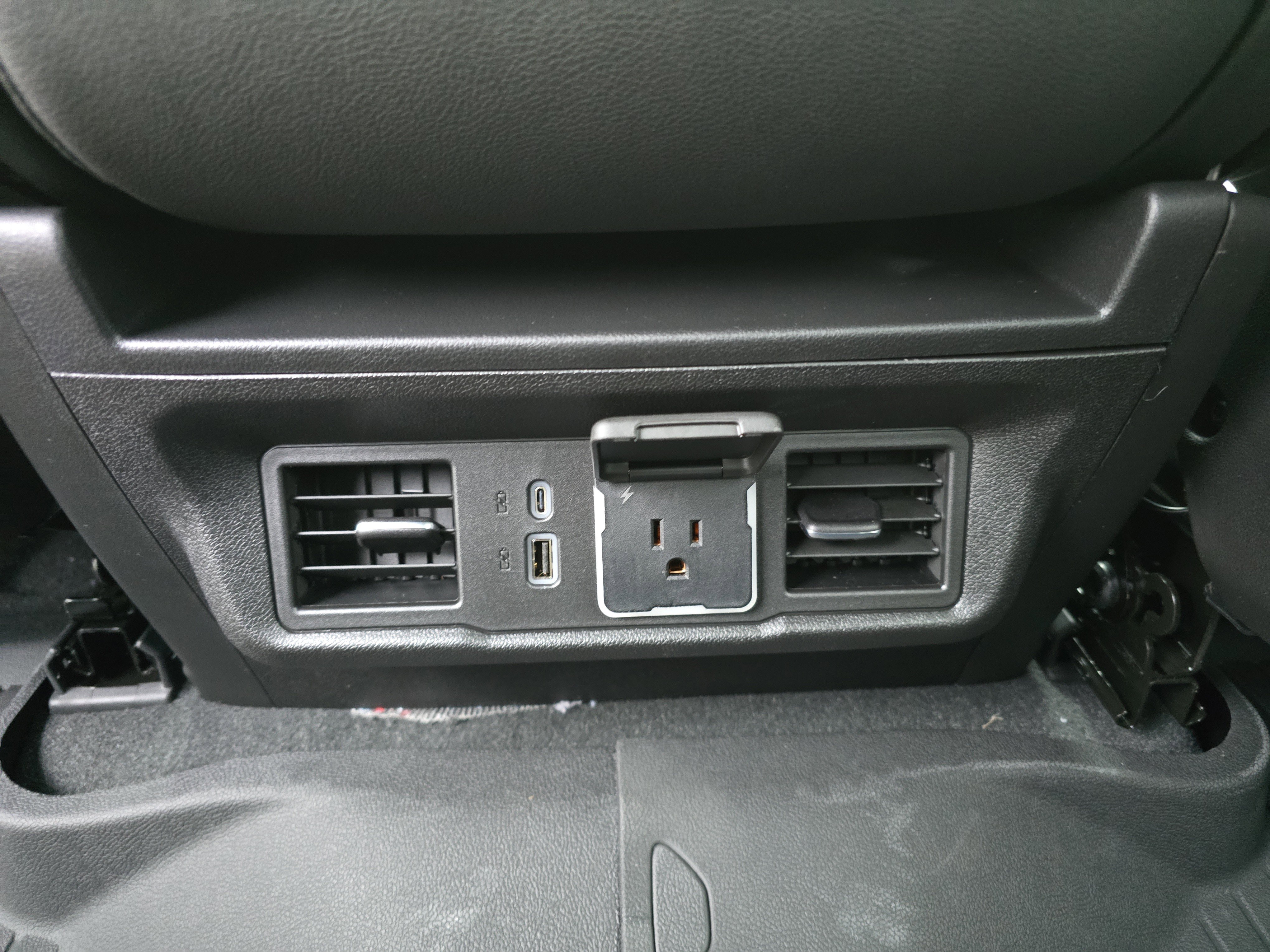 New 2026 Chevrolet Silverado 3500 LT w/ Trail Boss Package image 18