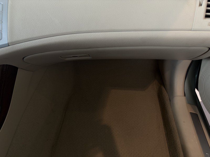 Used 2009 Toyota Avalon Limited FWD image 40