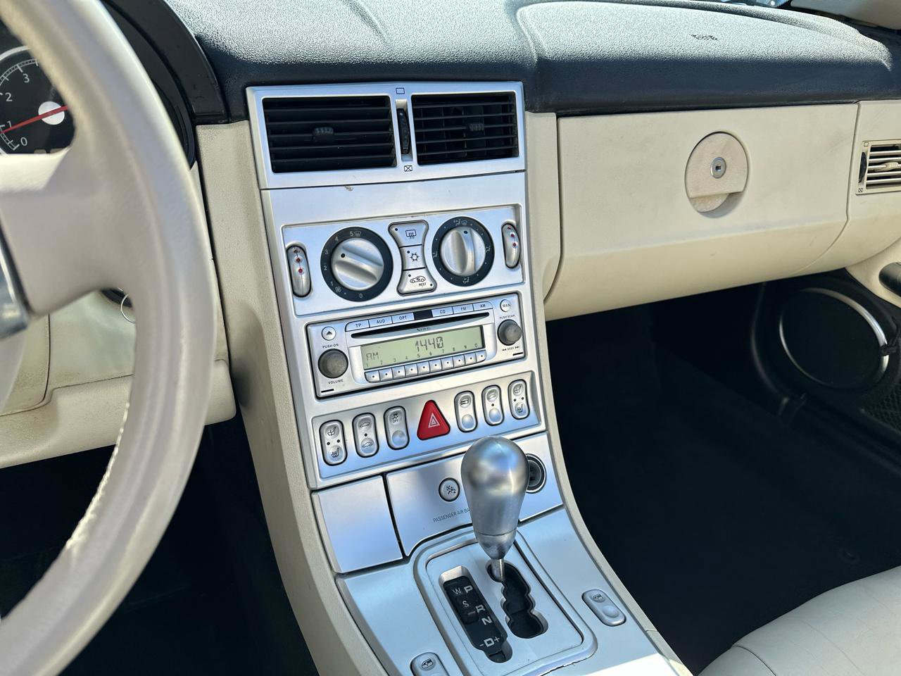 Used 2005 Chrysler Crossfire Limited RWD image 12