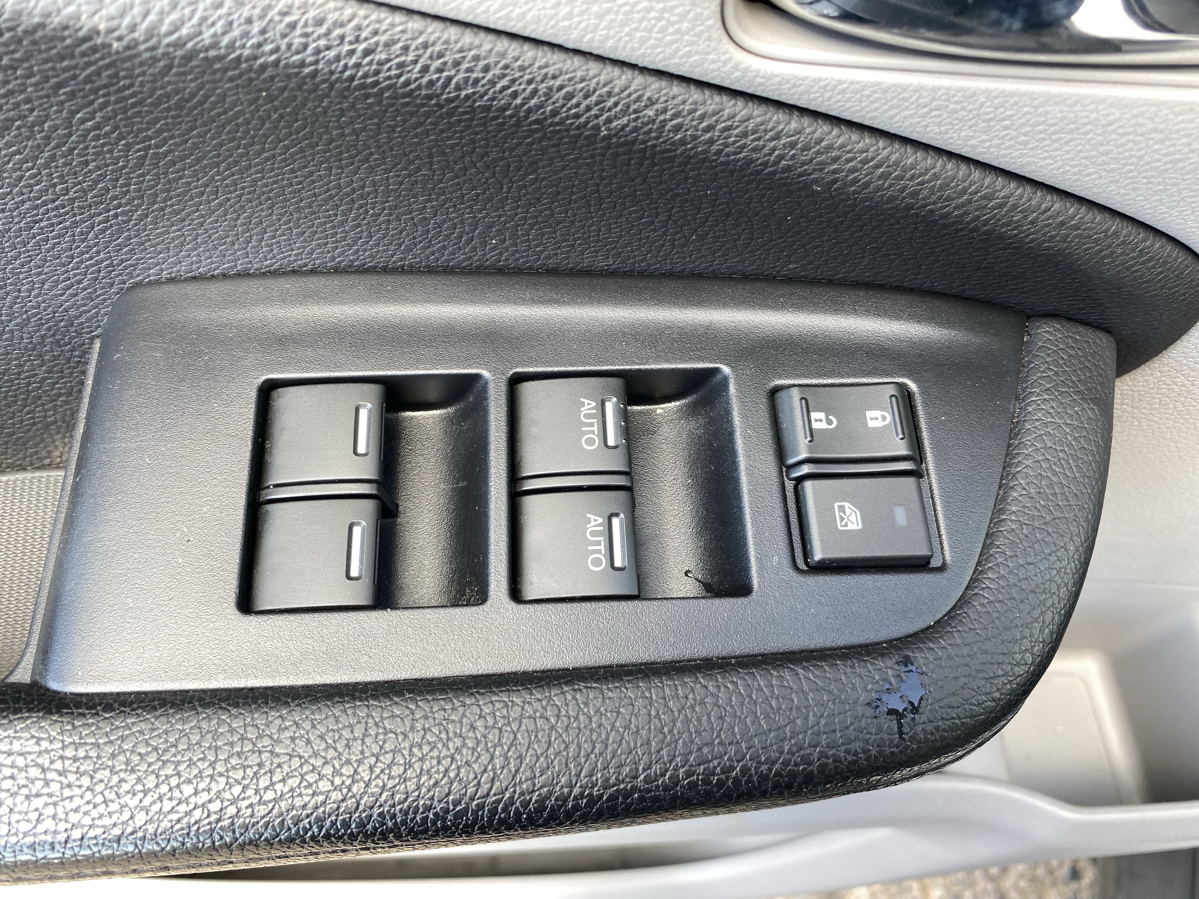 Used 2018 Honda Pilot EX image 20
