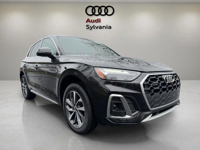 Certified 2023 Audi Q5 2.0T Premium w/ Convenience Package AWD/4WD image 1
