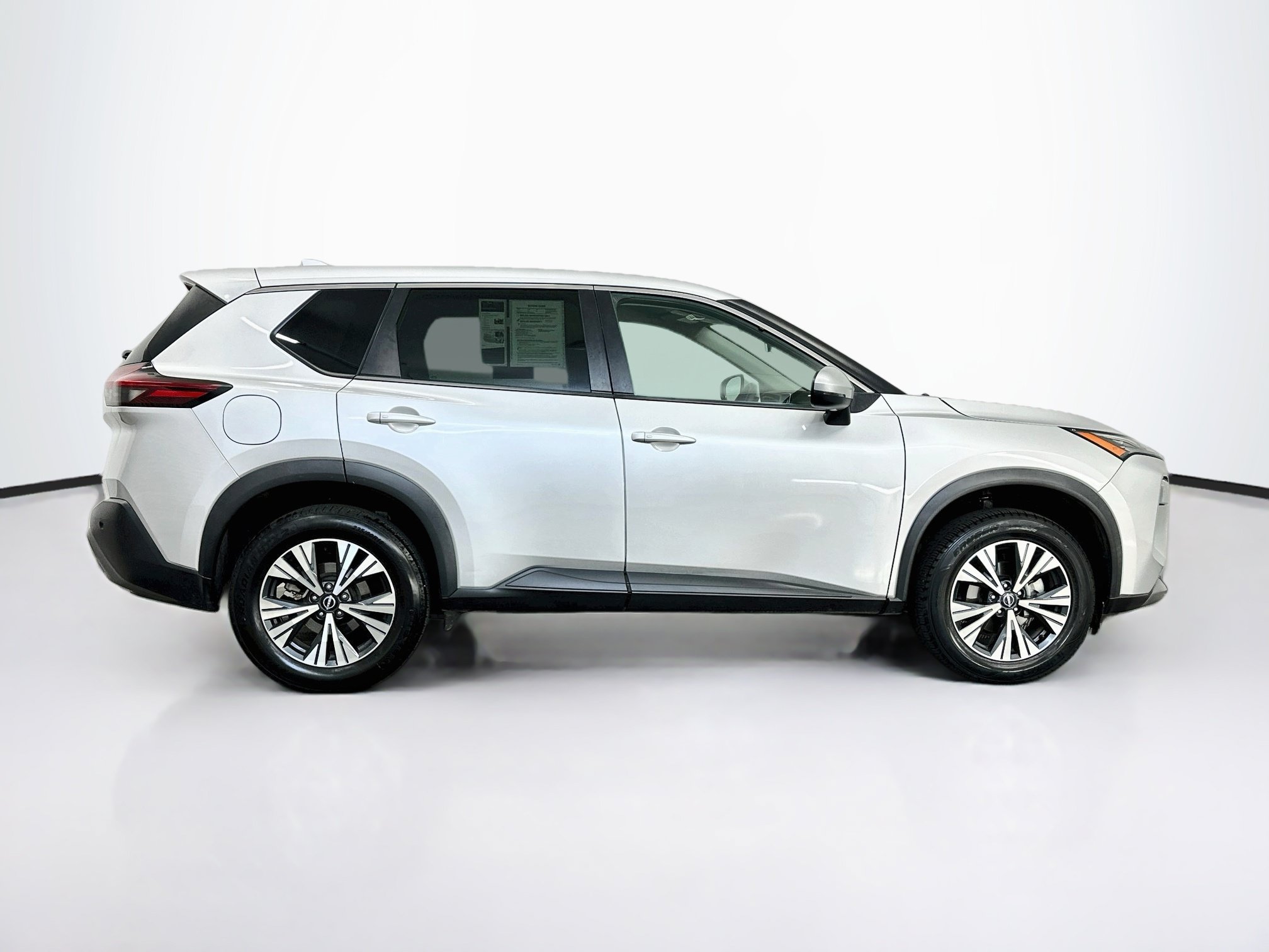 Used 2022 Nissan Rogue SV AWD/4WD image 10