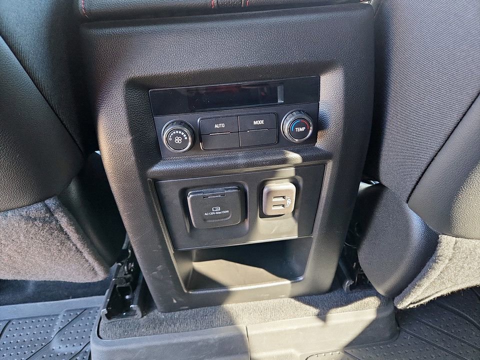 Used 2023 Chevrolet Traverse RS w/ LPO, Floor Liner Package image 32