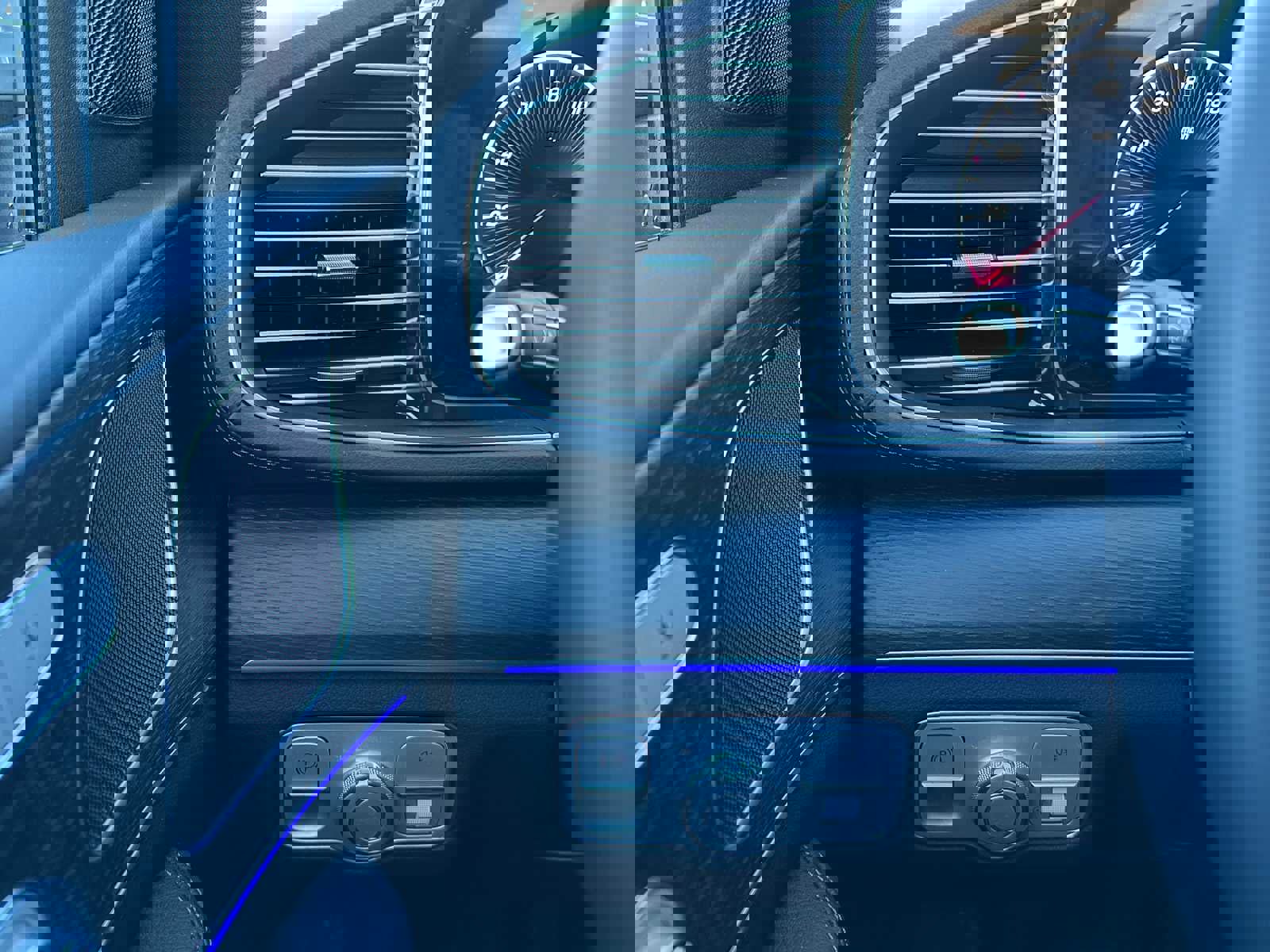 New 2026 Mercedes-Benz GLE 350 4MATIC image 34