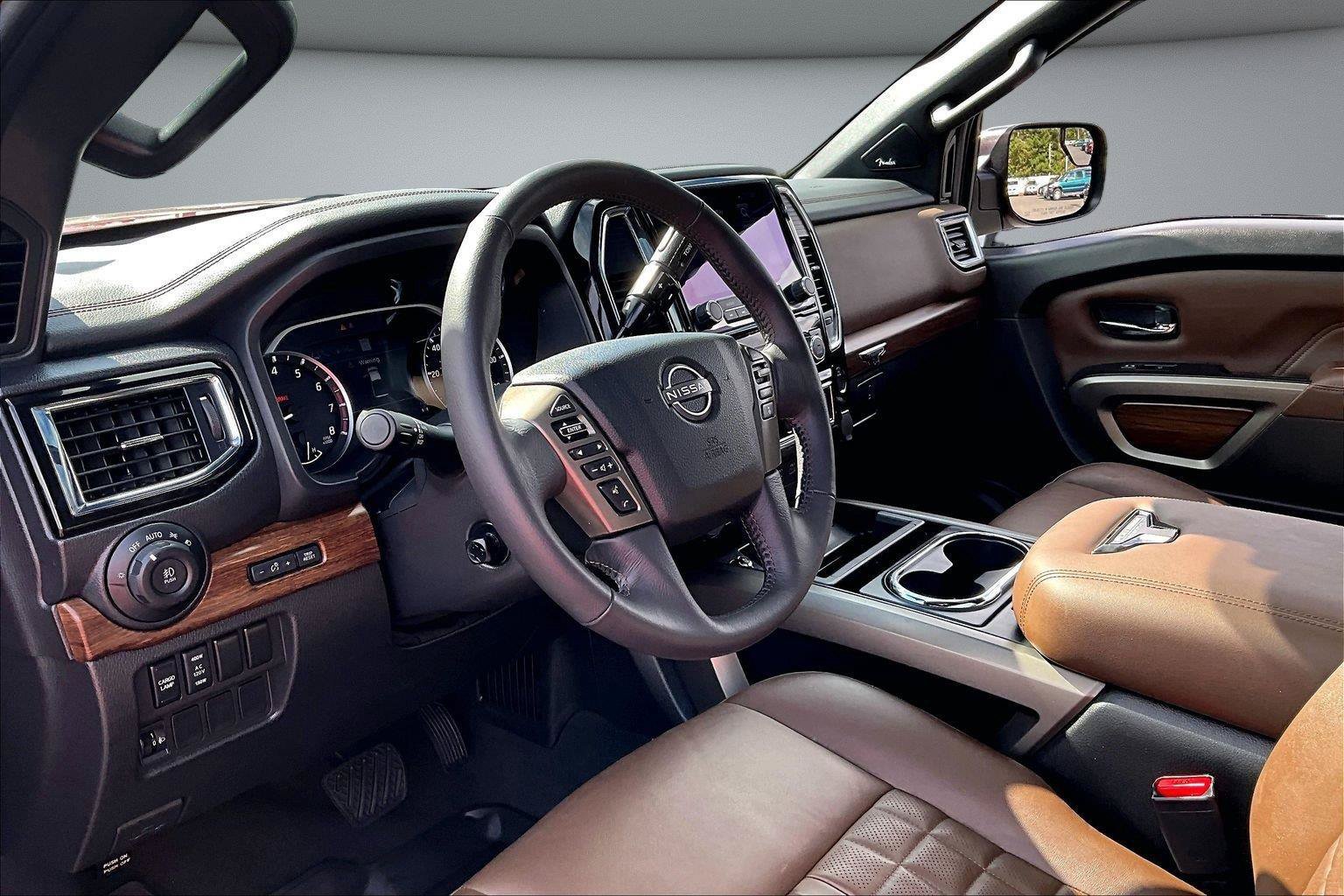 Used 2024 Nissan Titan Platinum Reserve w/ Moonroof Package AWD/4WD image 19
