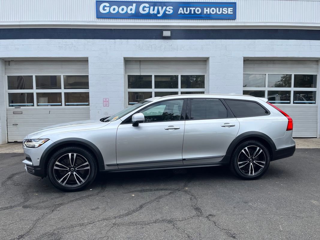 Used 2018 Volvo V90 T5 Cross Country w/ Convenience Package