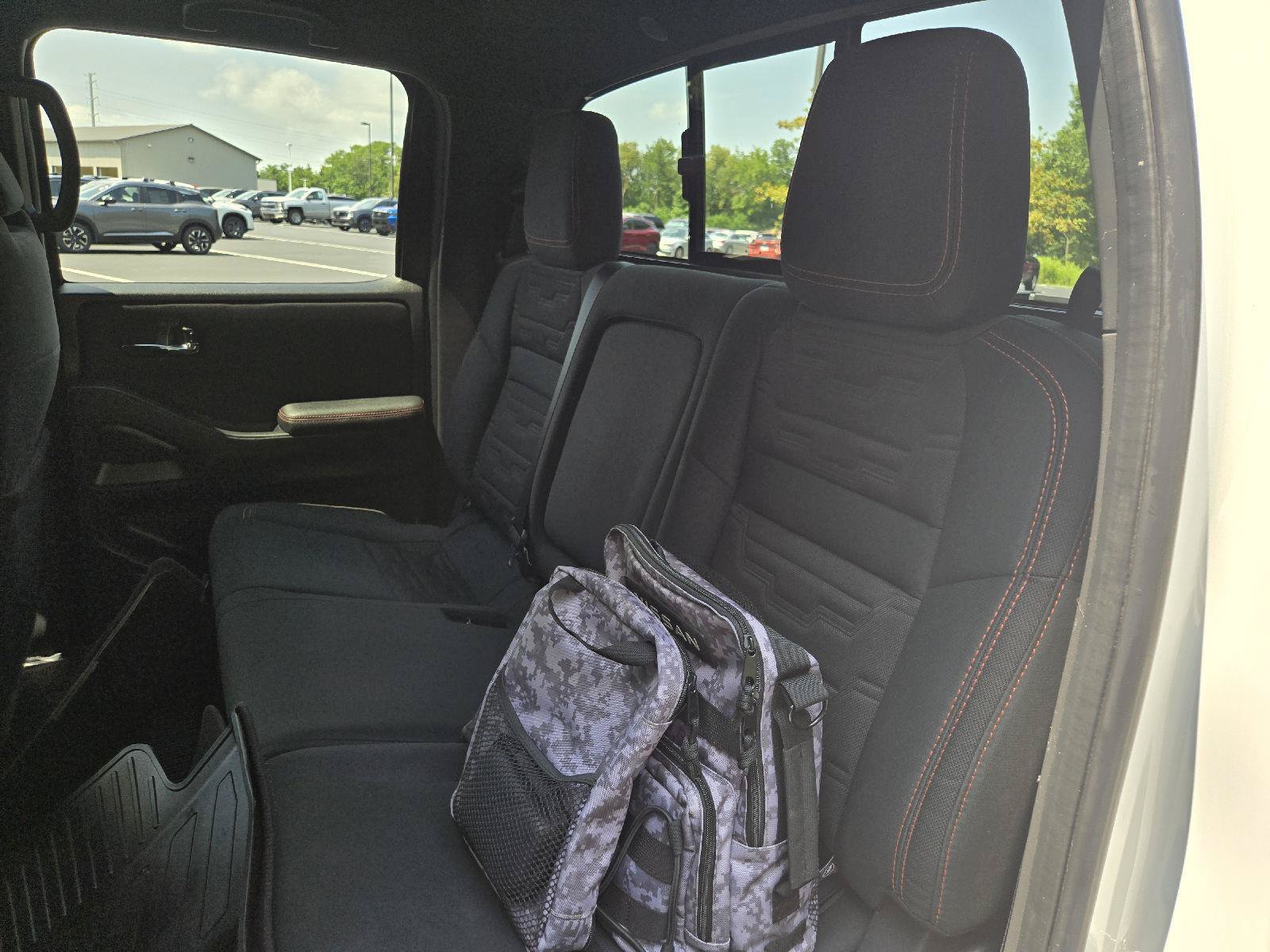 Used 2024 Nissan Frontier PRO-4X w/ Technology Package AWD/4WD image 25