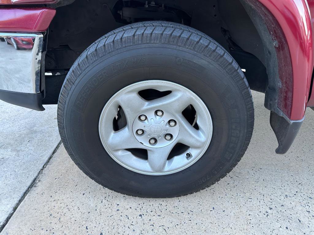 Used 2002 Toyota Tundra Limited image 12