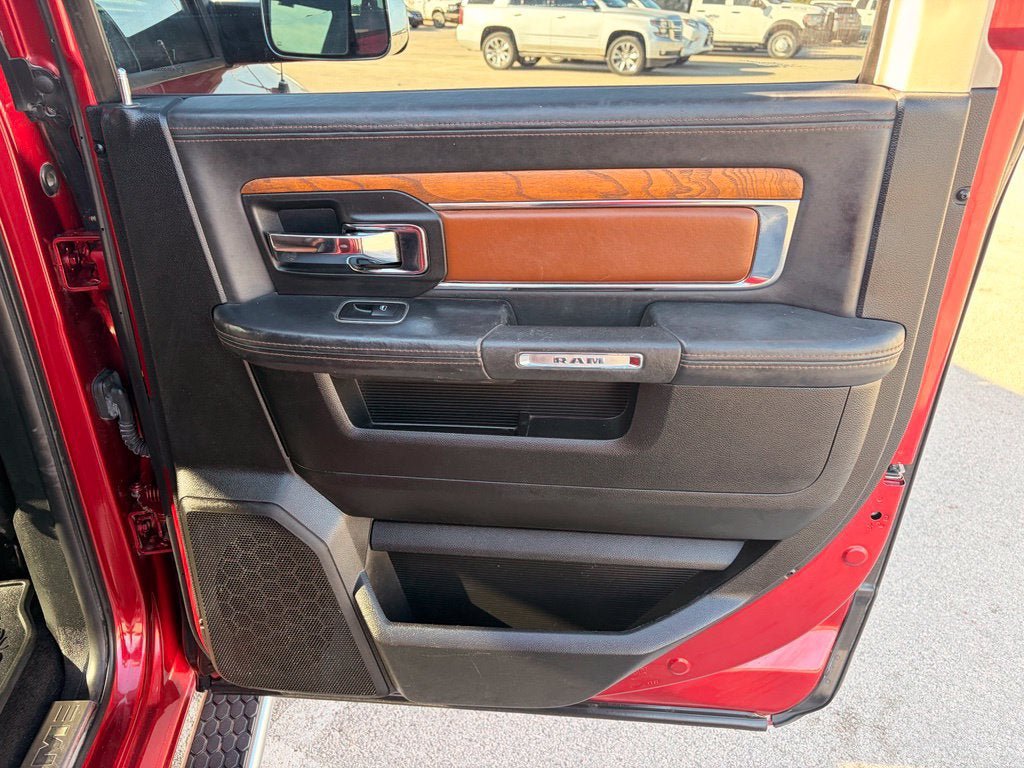 Used 2014 RAM 1500 Laramie Longhorn w/ Convenience Group AWD/4WD image 15