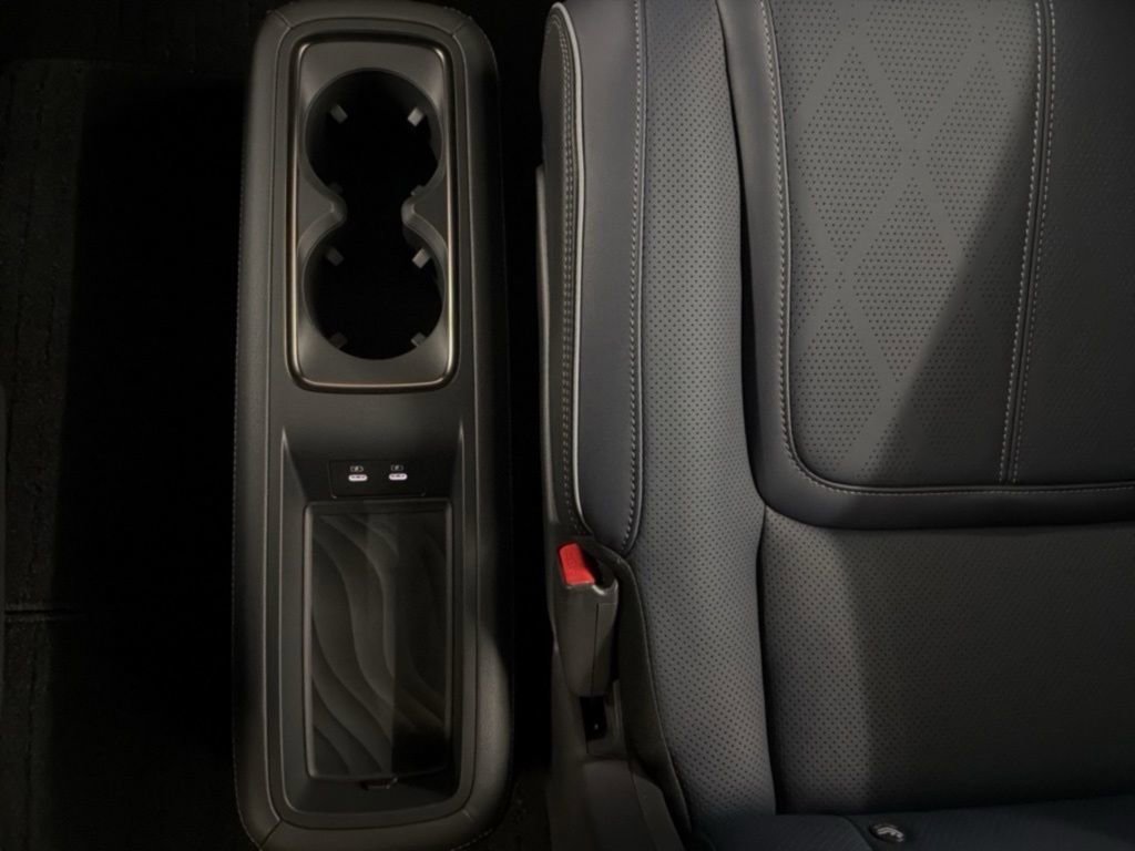 Certified 2026 INFINITI QX80 4WD w/ Sport Exterior Package image 27