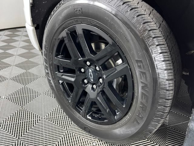 Used 2023 Chevrolet Silverado 1500 Custom RWD image 14