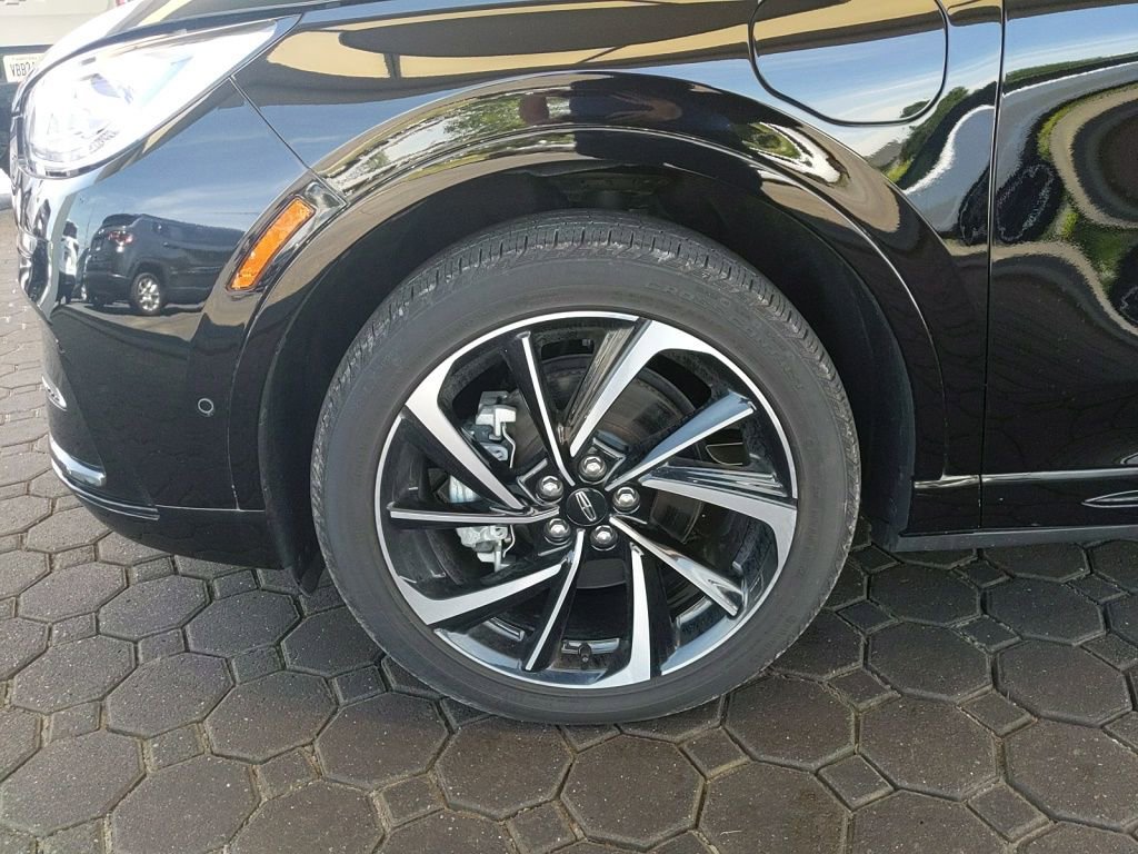 Certified 2024 Lincoln Corsair Grand Touring w/ Equipment Group 302A AWD/4WD image 10