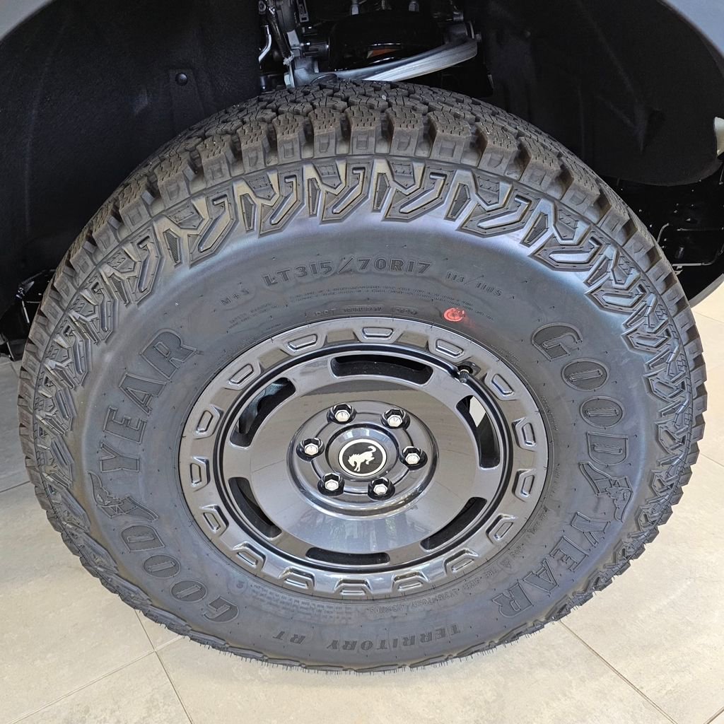 New 2025 Ford Bronco Badlands image 11