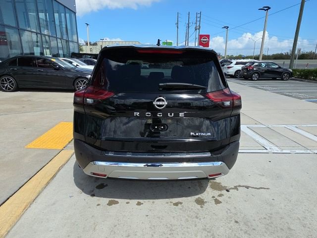 Used 2023 Nissan Rogue Platinum w/ Platinum Premium Package image 5