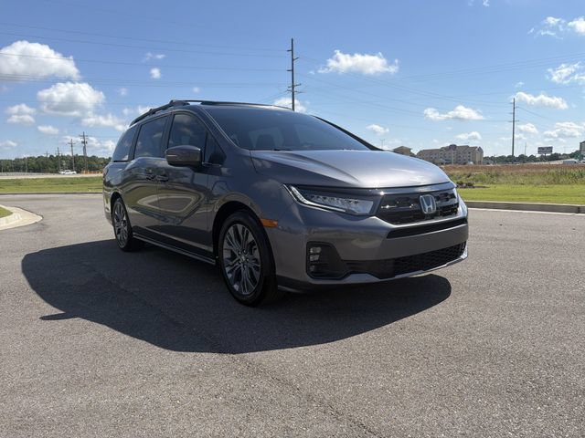 Used 2025 Honda Odyssey Touring image 7