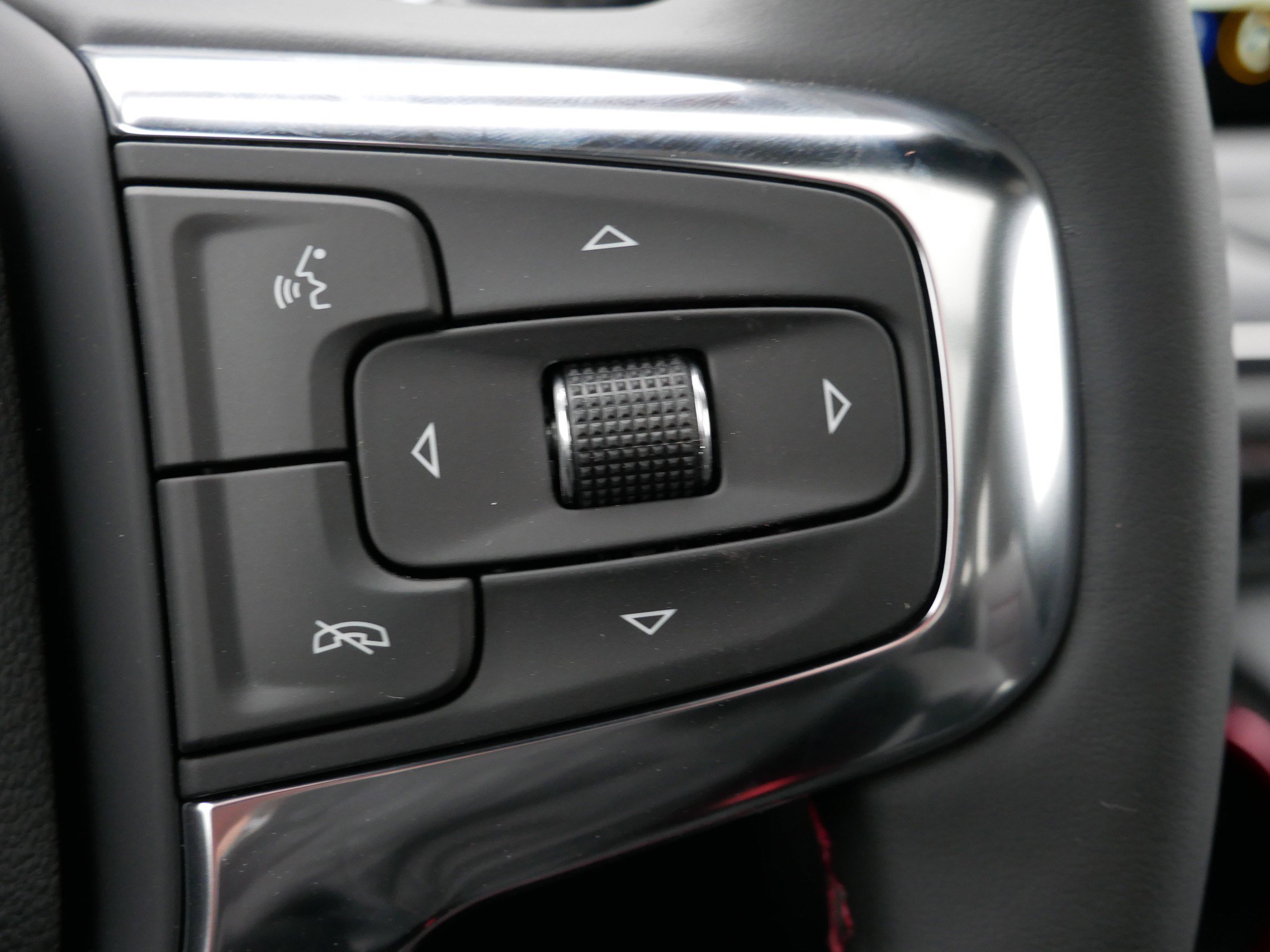 New 2026 Chevrolet Blazer RS w/ Driver Confidence II Package image 24