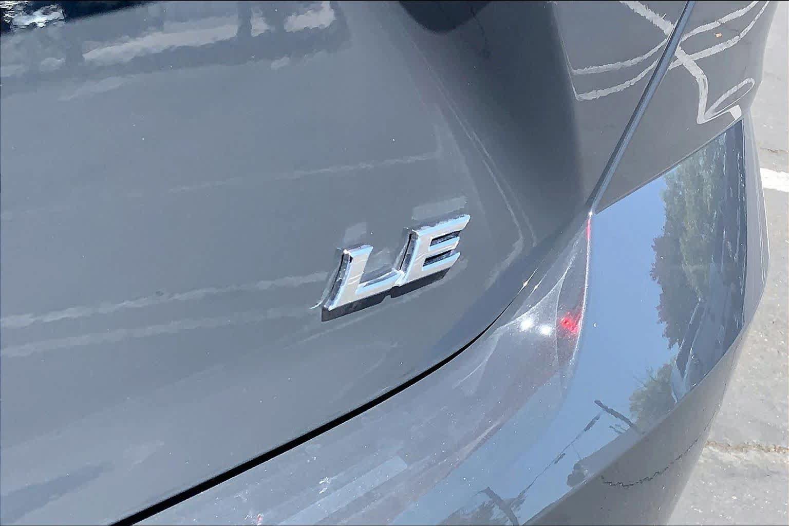 Certified 2025 Toyota Camry LE FWD image 9