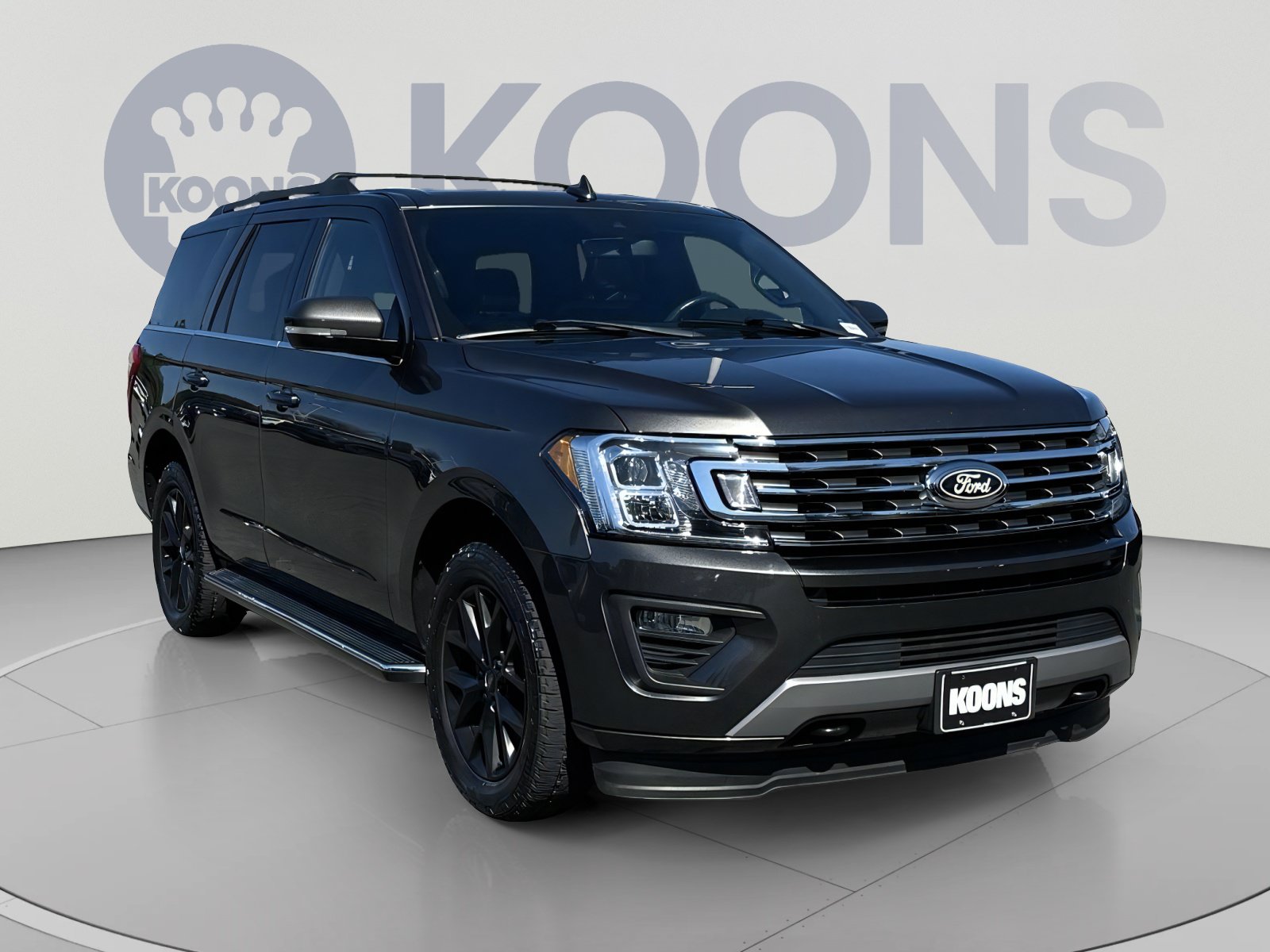 Used 2021 Ford Expedition XLT AWD/4WD image 2