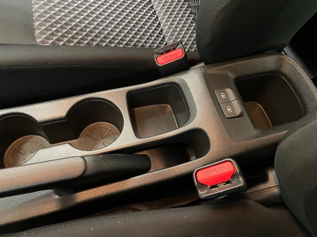 Used 2024 Nissan Versa S w/ Trunk Package image 30