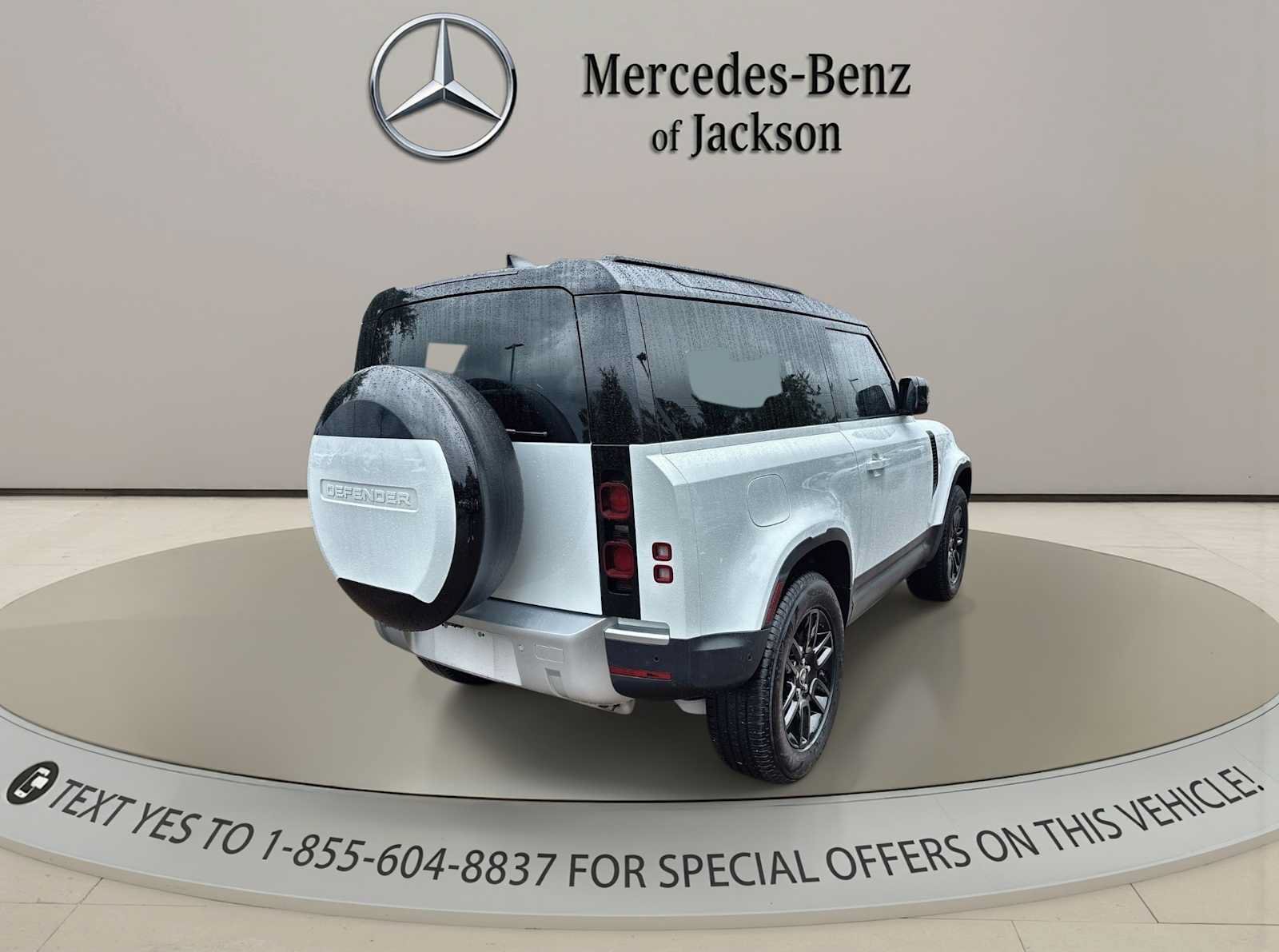 Used 2025 Land Rover Defender 90 S AWD/4WD image 5