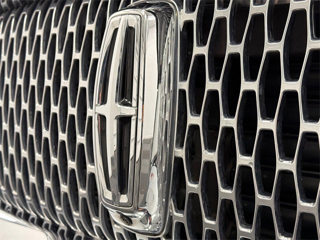 Used 2022 Lincoln Navigator L Reserve image 16