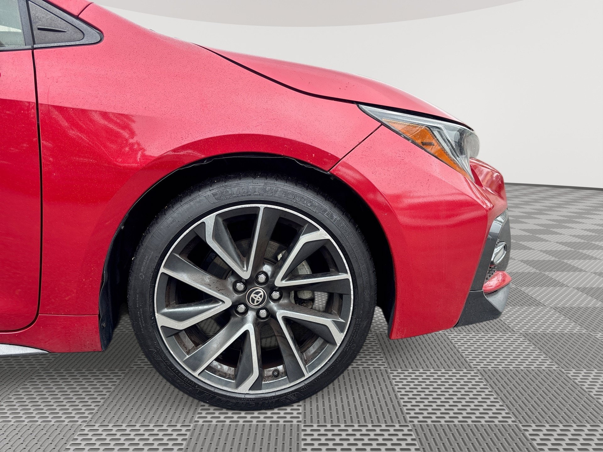 Used 2020 Toyota Corolla SE w/ SE Premium Package FWD image 31