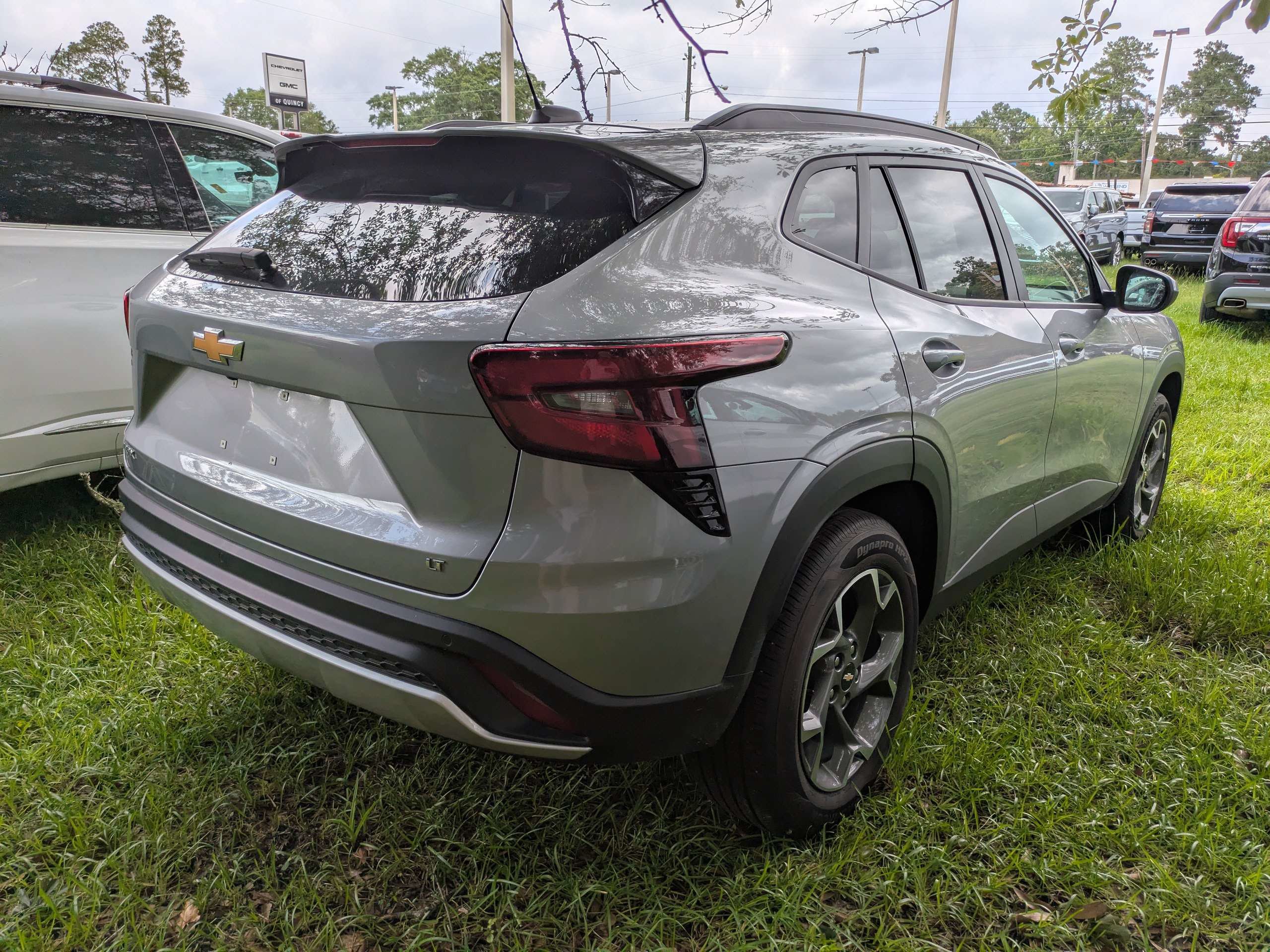 Used 2025 Chevrolet Trax LT w/ Driver Confidence Package FWD image 5