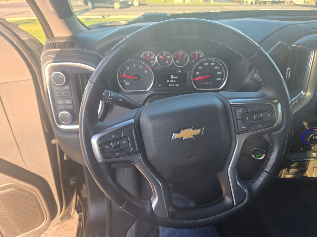 Used 2020 Chevrolet Silverado 2500 LT w/ Convenience Package image 10