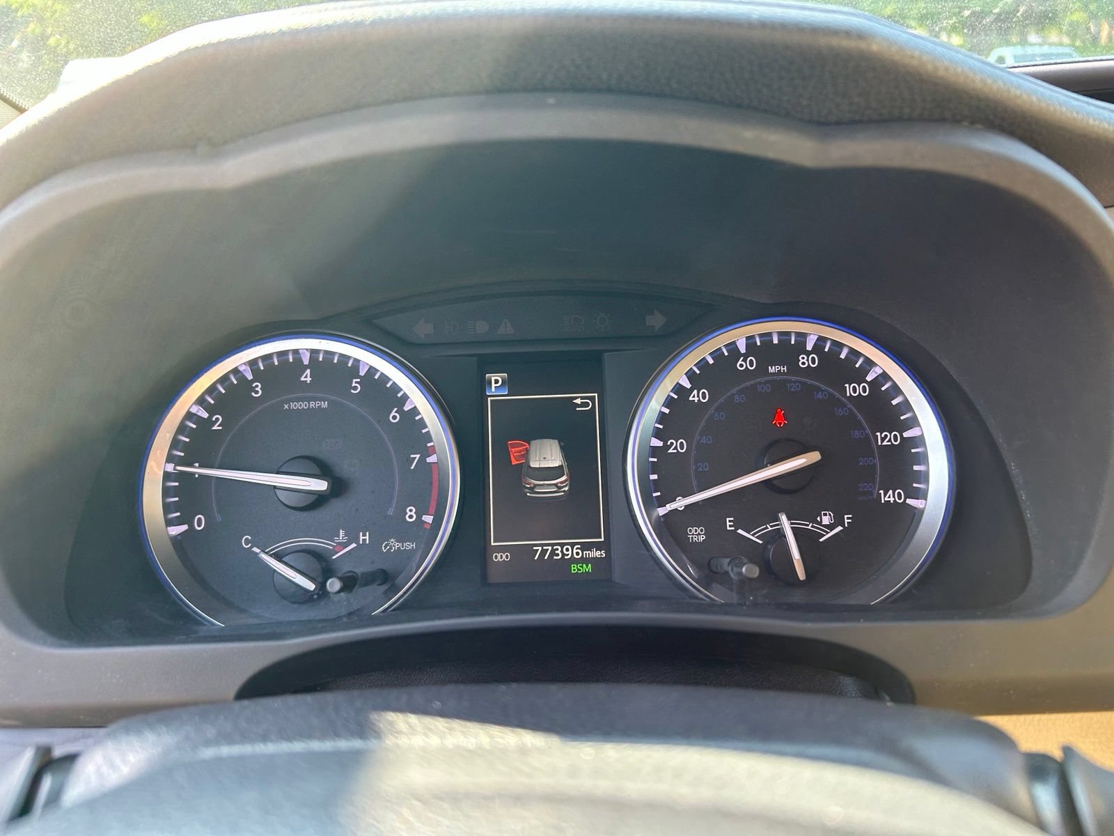 Used 2018 Toyota Highlander XLE AWD/4WD image 18